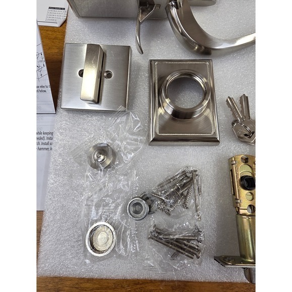 Brushed Nickel Entry Door Handle Lock Set with Deadbolt Keyed Entry Brand New - Picture 8 of 13